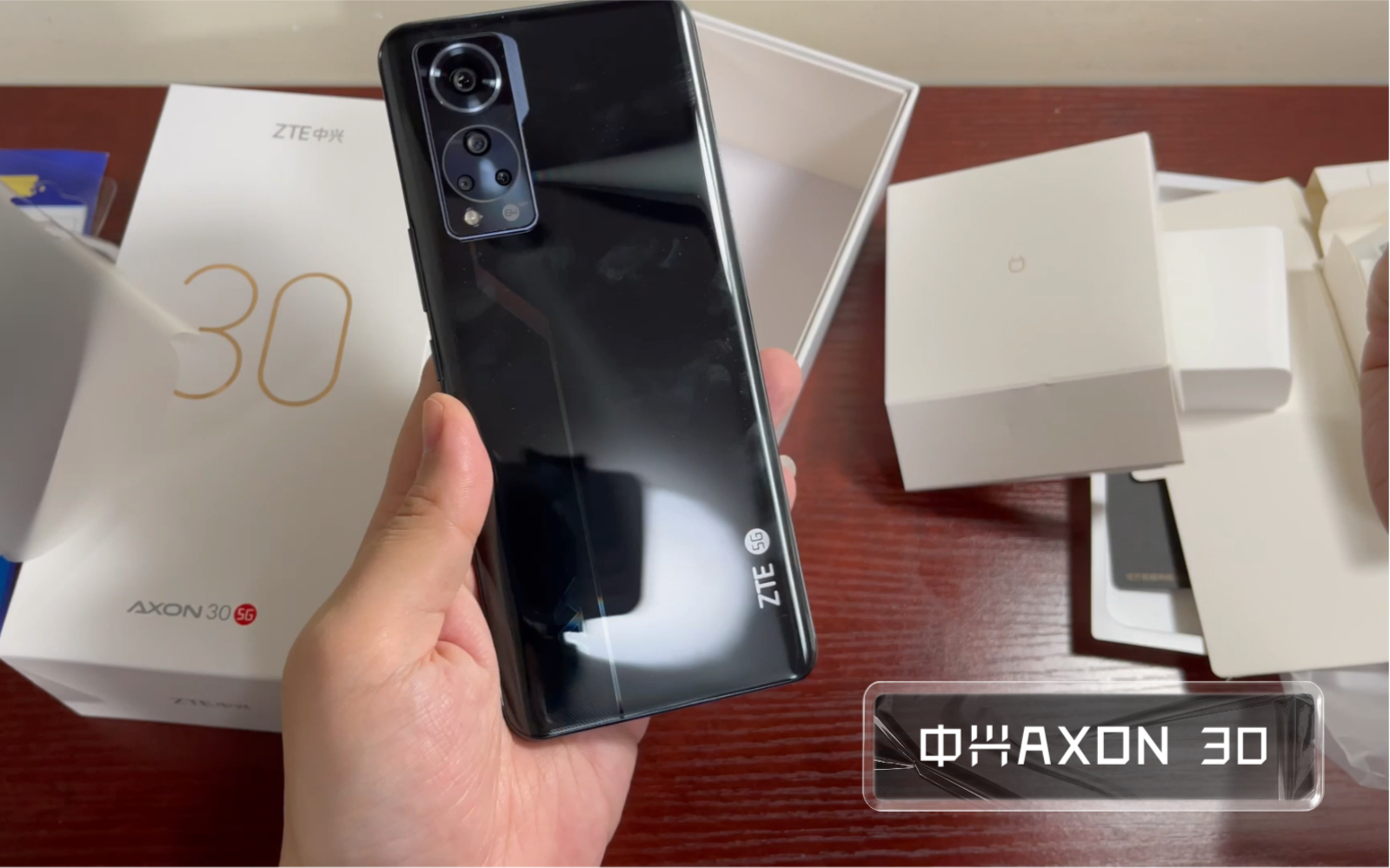 ʱ׵·AXON30 5g12+256򵥿䣡